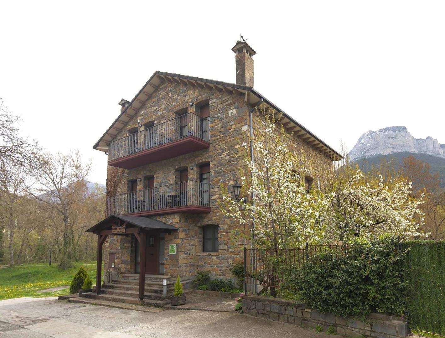 Casa Rural Sofia Ordesa Escalona  Bagian luar foto