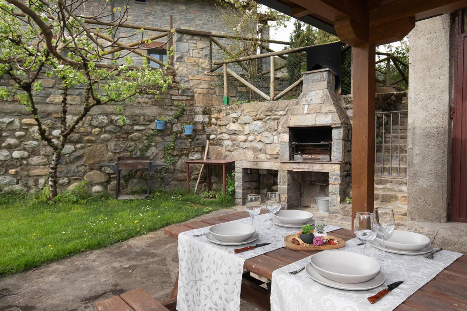 Casa Rural Sofia Ordesa Escalona  Bagian luar foto